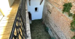 Casa, singur in curte , Bulevardul Cetatii